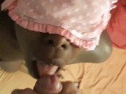 Jack se fait sucer - grosse éjaculation faciale - Sally adore ça !!! 14/16