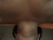 Jack se fait sucer - grosse éjaculation faciale - Sally adore ça !!! 2/16