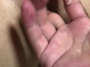 [手マン]素人娘の連続イキでおしっこ、ポルチオイキ 1/16