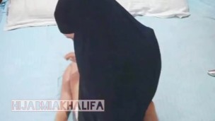 Muslim booty girl dreaming about a Big Cock in her Pussy and having orgasm with Toy