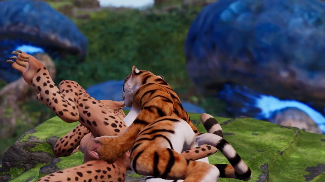 Kat fanger FURRY porno af lesbiske - RedTube