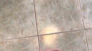 Quick bate with a hard cumshot 