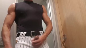 BASEBALL ATHLETE JERK OFF