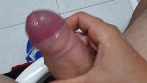 Rica paja,mucho precum y mucha leche
