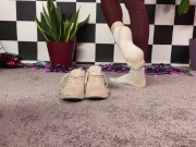 Kira Loster! Foot fetish! Bare feet, socks, sneakers! Dirty talk!