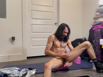Hardcore male solo cum shooter
