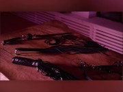 Just look at what this hot hottie is doing, try not to cum. 15/16