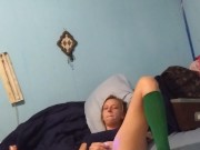 She cums in her panties with vibrator 8/16