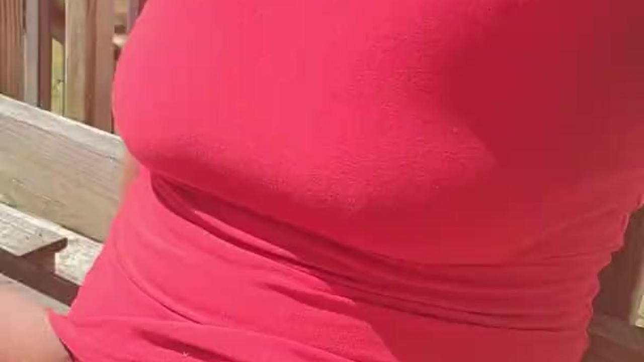 Peeing outside - Free Sex Video - RedTube
