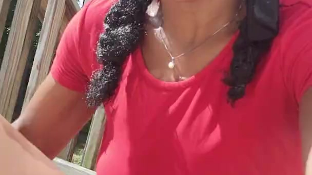 Peeing outside - Free Sex Video - RedTube