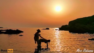 Couple having sex at Sundown get Filmed on Voyeur Cam