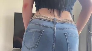 Jeans are sexy! 