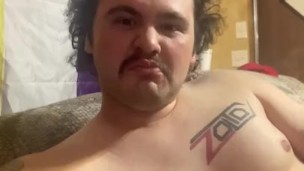CRAZY PERSON EATS BURKER KING CHICKEN FRIES NAKED