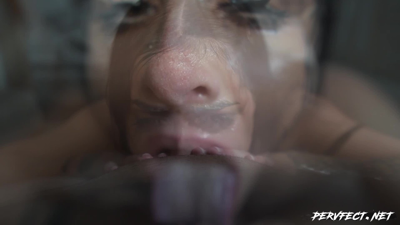 Kaitlyn Katsaros has a very deep throat - RedTube