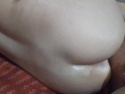 Encuentro mi reposo, aceite su culito perfecto y la lleno de leche 9/16