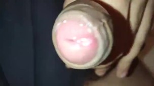 Masturbating guy and cum show 