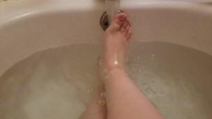 Foot bath