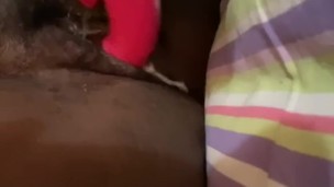 Primeiro vídeo Kinda Shy