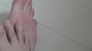 足裏ぬるぬるザーメン遊び