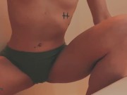 A slut with a piss kink 10/16