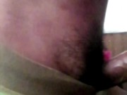 Mi vecino entro a mi casa cuando se fue mi esposo,por fin le di una mamada deliciosa. 5/16