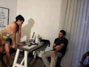 72 DECIDI HACER ALGUNOS ARREGLOS EN EL ESTUDIO PERO NO PUDE EVITAR COJERME A LOS TRES ALBAÑILES 2/16