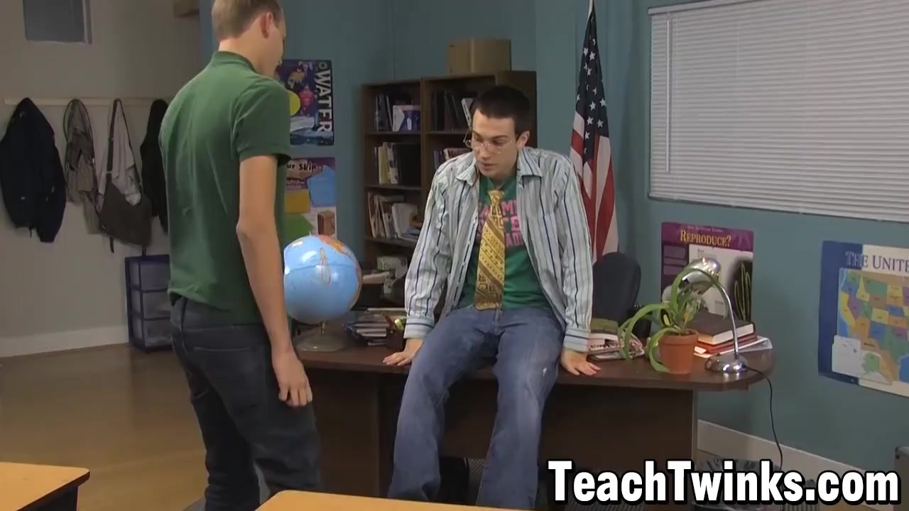 Teacher Patrick Kennedy anal fucks submissive twink JT Wreck - Free Sex Video - RedTube