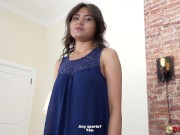 Agent lures exotic model into awesome quickie on the couch 6/16