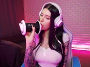 ORGASMIC ASMR GORGEOUS BABE LICKING AND SUCKING. HONEY HAZE