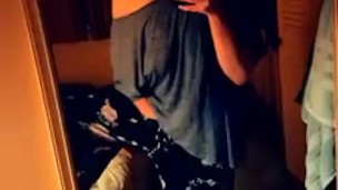 Watch me have an orgasm standing up… I cum so hard. 