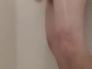 Pissing in the shower 14/16