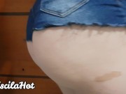 student dancing funk in micro short cameltoe 7/16