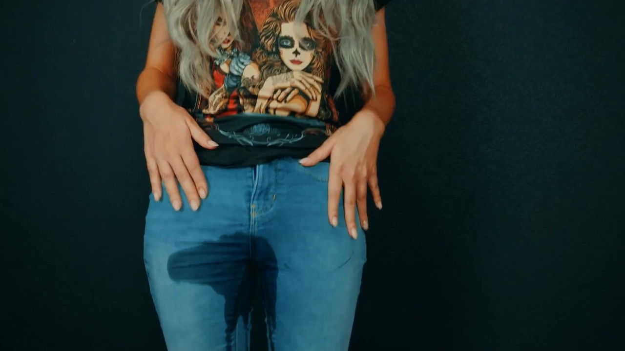 Pee in blue jeans - Free Sex Video - RedTube