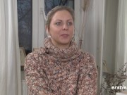 Julia Wraps You Around Her Sexy Finger 10/16