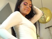 HORNY STREAPTEASE