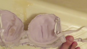 Peeing to purple bra!