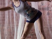 Tight pussy babe Razdery Noga stretching her legs 1/16