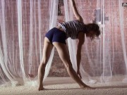 Tight pussy babe Razdery Noga stretching her legs 2/16