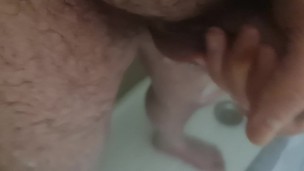 me masturbo en la ducha despues de ver tu video