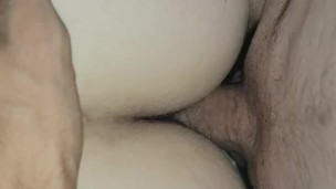 Fuck her raw and cam in her