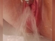 MILF water masturbation