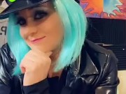 Laura is Reading you, your LAURA RIGHTS   2/16