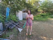 【人妻の露出散歩】露出した痴女が昼間の公園で大量の放尿オナニー 1/16