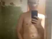 Одинокий дрочер ваня теперь уволен из КФС за это 2/16