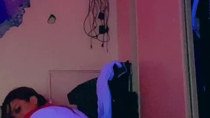 Harley Quinn riden Dildo