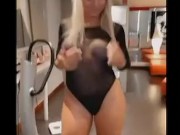 (Teaser mym ) je me fais prendre en double pénétration pars un inconnu avec mon vrai mari  10/16