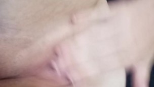 Clit rubbing 🥵🥵