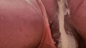 Creampie anal with a surprise 