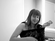 Thicc booty white girl, strip tease 5/16