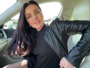 Passers-by do not allow a normal blowjob in the car 1/16